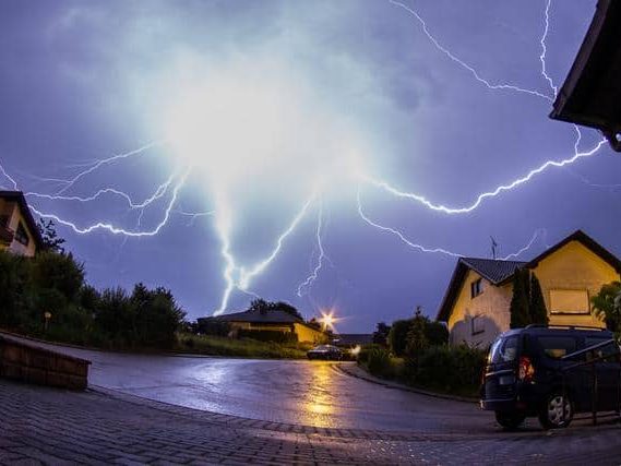 Roofing Scams To Watch Out For!